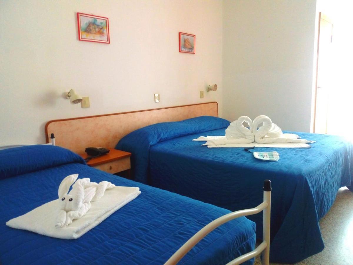 Hotel Buenos Aires Cervia Exterior photo