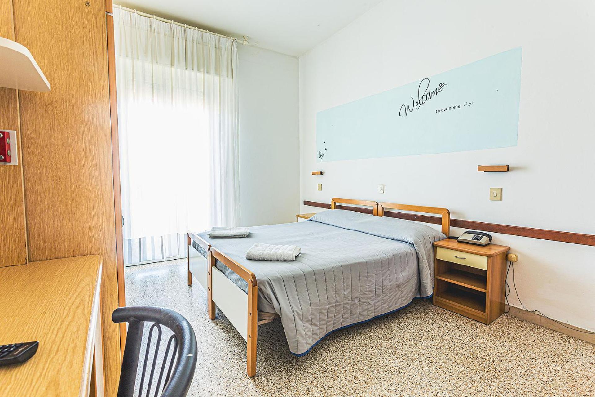 Hotel Buenos Aires Cervia Exterior photo