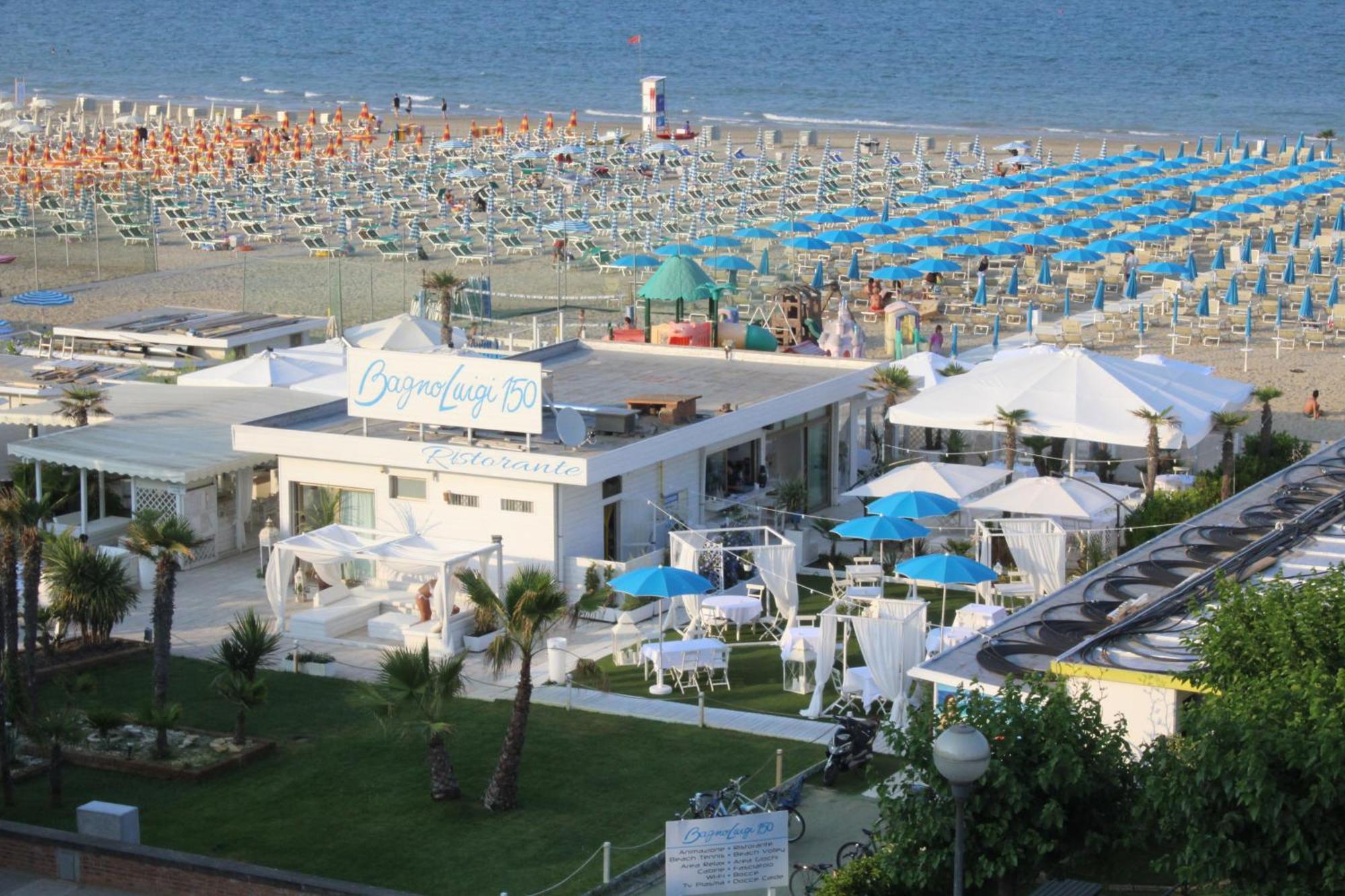 Hotel Buenos Aires Cervia Exterior photo